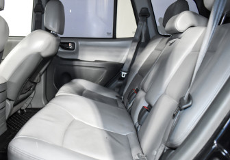 Подержанный автомобиль Hyundai Santa Fe 2010 года (12 фото)