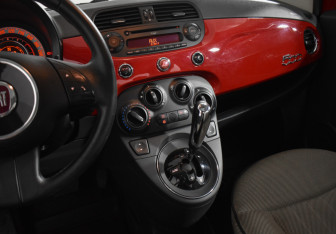 Подержанный автомобиль Fiat 500 Hatchback 2012 года (18 фото)