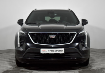 Подержанный автомобиль Cadillac XT4 2021 года (2 фото)