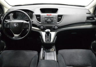 Подержанный автомобиль Honda CR-V 2012 года (14 фото)