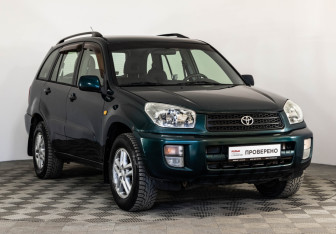 Подержанный автомобиль Toyota RAV4 2000 года (3 фото)