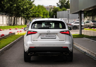 Подержанный автомобиль Lexus NX 2017 года (7 фото)