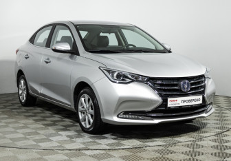 Подержанный автомобиль Changan Alsvin 2023 года (3 фото)
