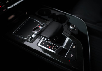 Подержанный автомобиль Audi Q7 2018 года (11 фото)