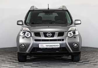Подержанный автомобиль Nissan X-Trail 2011 года (2 фото)