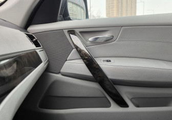 Подержанный автомобиль BMW X3 2008 года (25 фото)