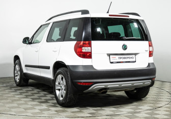 Подержанный автомобиль Skoda Yeti 2013 года (7 фото)