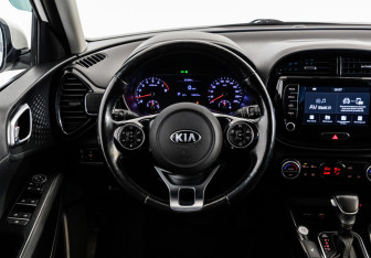 Подержанный автомобиль Kia Soul 2019 года (11 фото)
