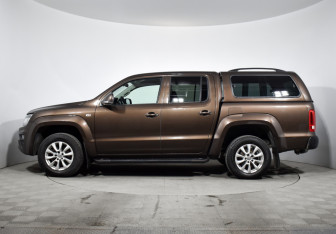 Подержанный автомобиль Volkswagen Amarok 2016 года (8 фото)