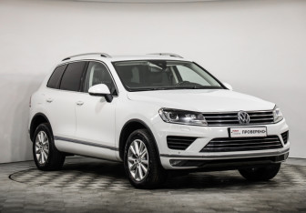 Подержанный автомобиль Volkswagen Touareg 2015 года (3 фото)