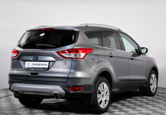 Подержанный автомобиль Ford Kuga 2012 года (5 фото)