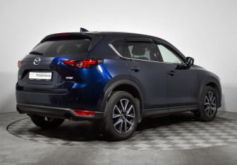 Подержанный автомобиль Mazda CX-5 2017 года (5 фото)
