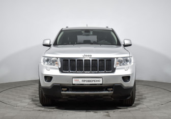 Подержанный автомобиль Jeep Grand Cherokee 2011 года (2 фото)