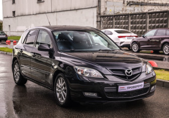 Подержанный автомобиль Mazda 3 Hatchback 2008 года (5 фото)
