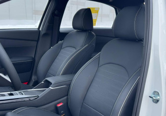 Новый Kia K3 Sedan 2025 (10 фото)