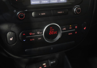 Подержанный автомобиль Kia Soul 2017 года (16 фото)