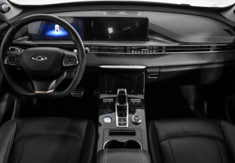 Подержанный автомобиль Chery Tiggo 8 Pro Max 2022 года (17 фото)