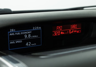 Подержанный автомобиль Mazda CX-7 2009 года (16 фото)