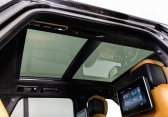Подержанный автомобиль Land Rover Range Rover 2019 года (15 фото)