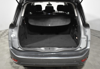 Подержанный автомобиль Citroen C4 Picasso 2014 года (21 фото)