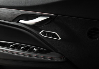 Подержанный автомобиль Geely Tugella 2021 года (19 фото)
