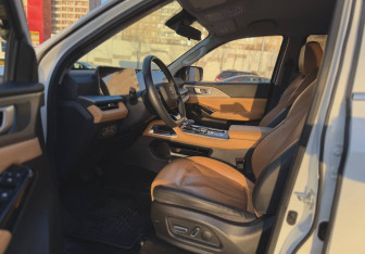 Подержанный автомобиль Changan Hunter Plus 2024 года (12 фото)