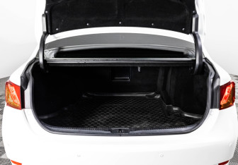 Подержанный автомобиль Lexus GS 2013 года (24 фото)