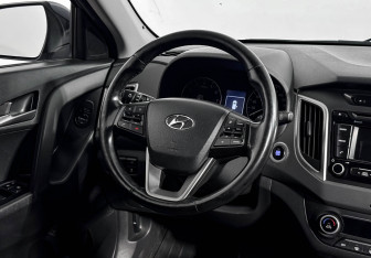 Подержанный автомобиль Hyundai Creta 2018 года (16 фото)