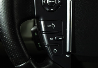 Подержанный автомобиль Land Rover Range Rover Sport 2013 года (23 фото)