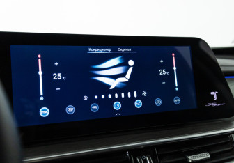 Подержанный автомобиль Chery Tiggo 8 Pro Max 2024 года (17 фото)