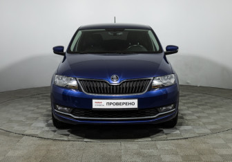 Подержанный автомобиль Skoda Rapid Liftback 2018 года (2 фото)