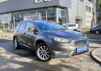 Подержанный автомобиль Ford Focus Wagon 2017 года (3 фото)