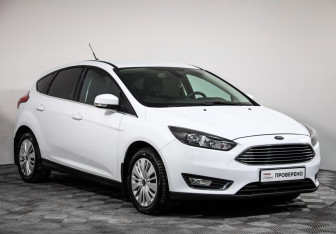 Подержанный автомобиль Ford Focus Hatchback 2018 года (3 фото)