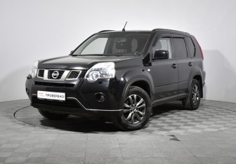 Подержанный автомобиль Nissan X-Trail 2014 года (1 фото)