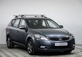Подержанный автомобиль Kia Ceed Wagon 2011 года (3 фото)