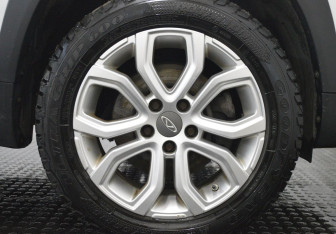 Подержанный автомобиль Chery Tiggo 2 2017 года (9 фото)