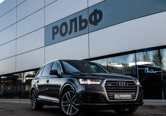 Подержанный автомобиль Audi Q7 2018 года (2 фото)