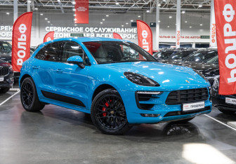 Подержанный автомобиль Porsche Macan 2016 года (6 фото)