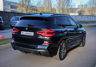 Подержанный автомобиль BMW X3 2019 года (4 фото)