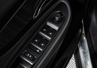 Подержанный автомобиль Opel Mokka 2012 года (10 фото)