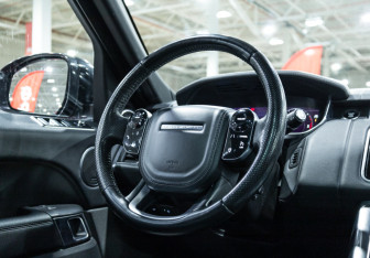 Подержанный автомобиль Land Rover Range Rover Sport 2019 года (16 фото)