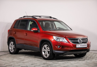 Подержанный автомобиль Volkswagen Tiguan 2009 года (3 фото)