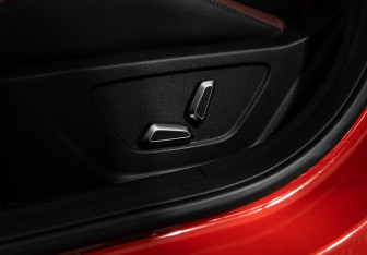 Подержанный автомобиль Geely Coolray 2023 года (22 фото)