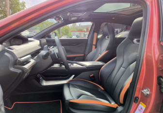 Подержанный автомобиль Changan UNI-V 2024 года (13 фото)