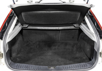 Подержанный автомобиль Ford Focus Sedan 2011 года (16 фото)