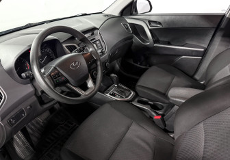 Подержанный автомобиль Hyundai Creta 2017 года (9 фото)