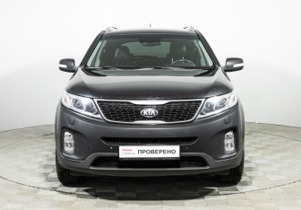 Подержанный автомобиль Kia Sorento 2018 года (2 фото)