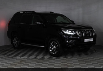 Подержанный автомобиль Toyota Land Cruiser Prado 2018 года (28 фото)