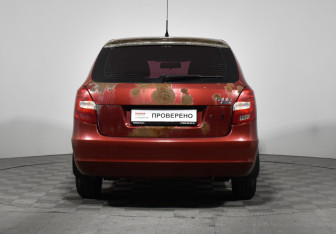 Подержанный автомобиль Skoda Fabia Wagon 2008 года (6 фото)