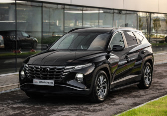 Подержанный автомобиль Hyundai Tucson 2022 года (3 фото)